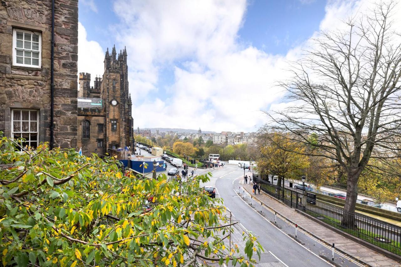 Joivy Chic 2br With Views At The Heart Of Old Town Appartement *